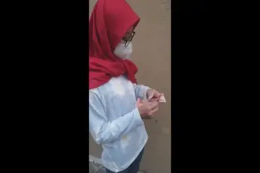 Public Agent Jiljab Lokal, Cewek Berjilbab Digenjot Brutal di Tempat Umum